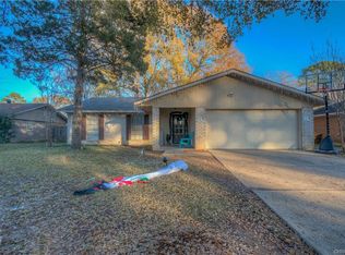 9707 Tara Cir, Shreveport, LA 71118