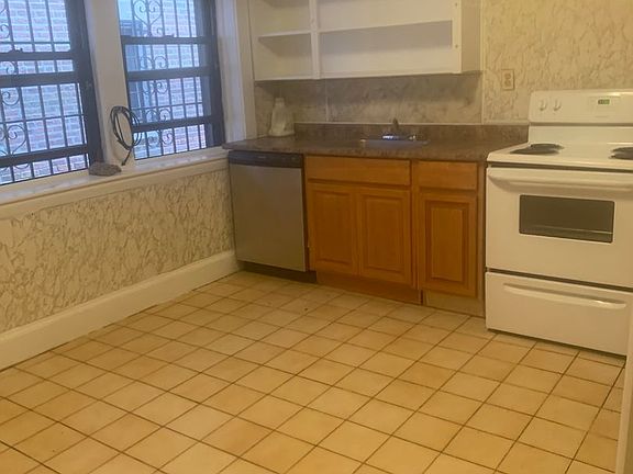 5th image of 227 Chestnut Hill Ave #1A