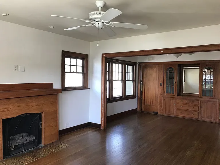 Fenced 3 Bedroom House with Two Car Driveway! Located in the Heart of North Park! In Unit Washer ... — Photo 1