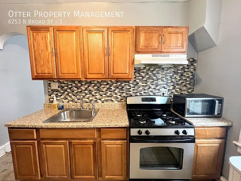 6253 N Broad St #1 — Photo 7