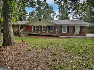 518 Dorsey Cir SW, Lilburn, GA 30047