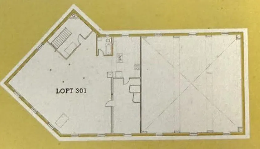 2 bed, 1.0 bath, 2068 sqft, $3,600 — Photo 4