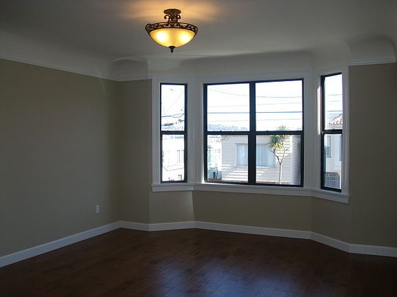 2nd image of 37 Ottawa Ave