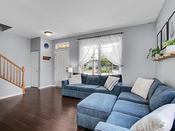 3rd image of 6303 Dakota Ridge Ct