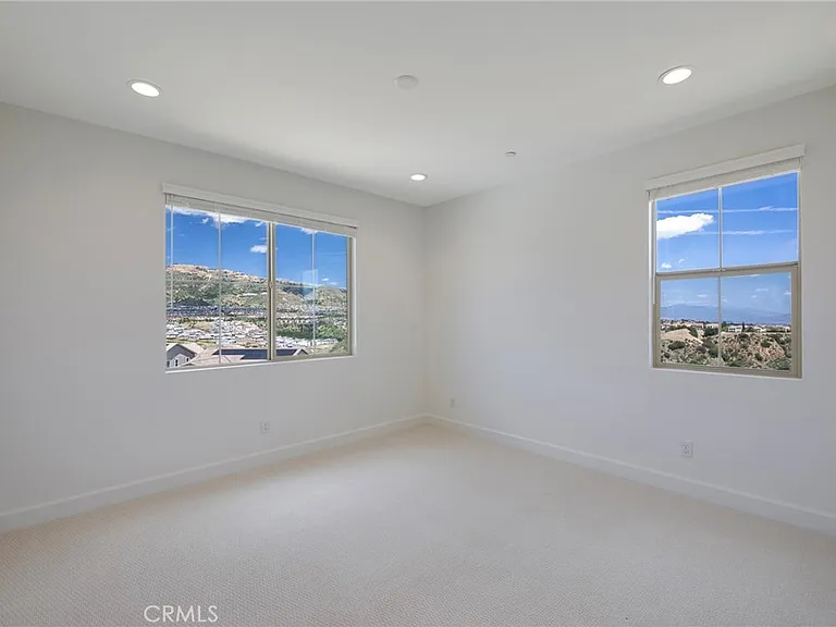 21204 Currant Ct — Photo 74