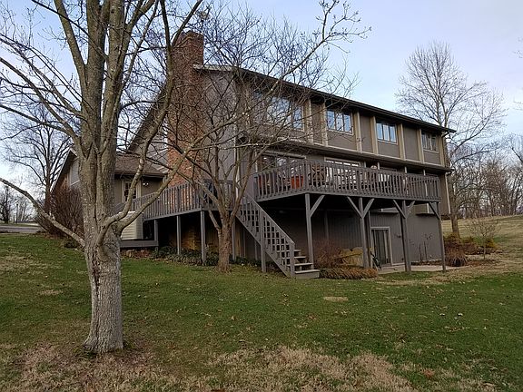 5th image of 225 Norman Cir