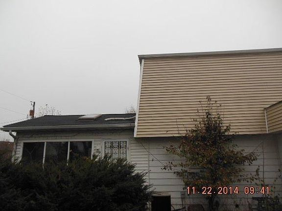 2nd image of 1600-1602 W 96th Ave