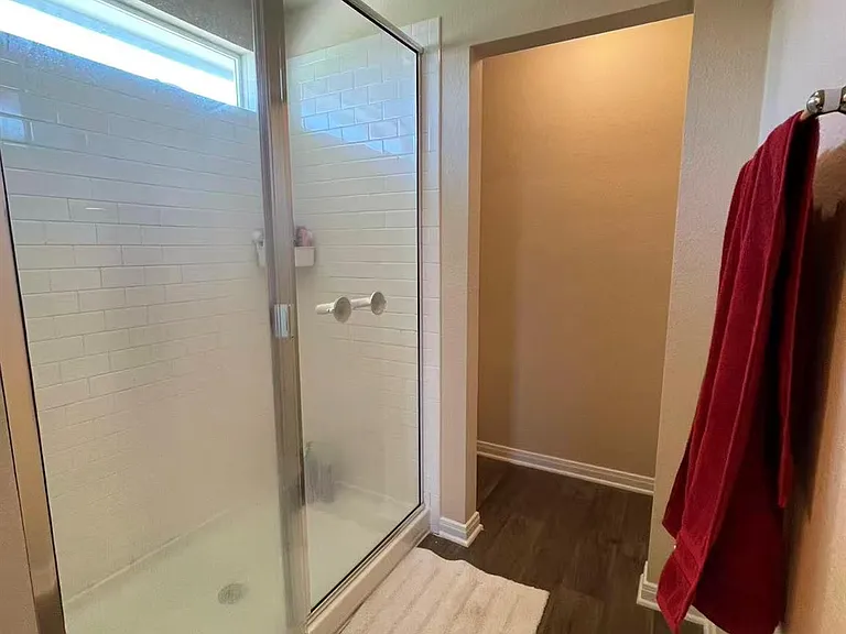 13910 Levy Ln — Photo 18