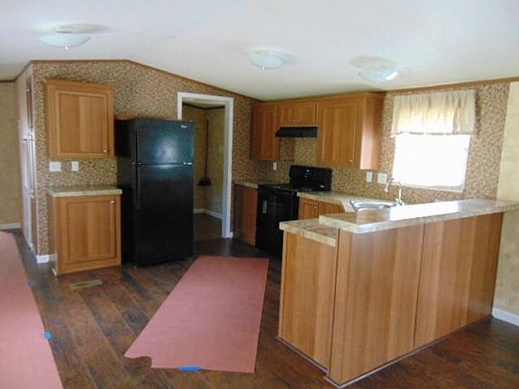 4th image of 123 Wildwood Dr