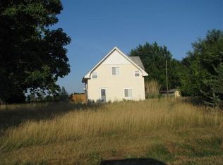 23280 Queen Rd, Erie, KS 66733