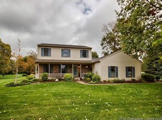 702 E South Mahomet Rd, Mahomet, IL 61853