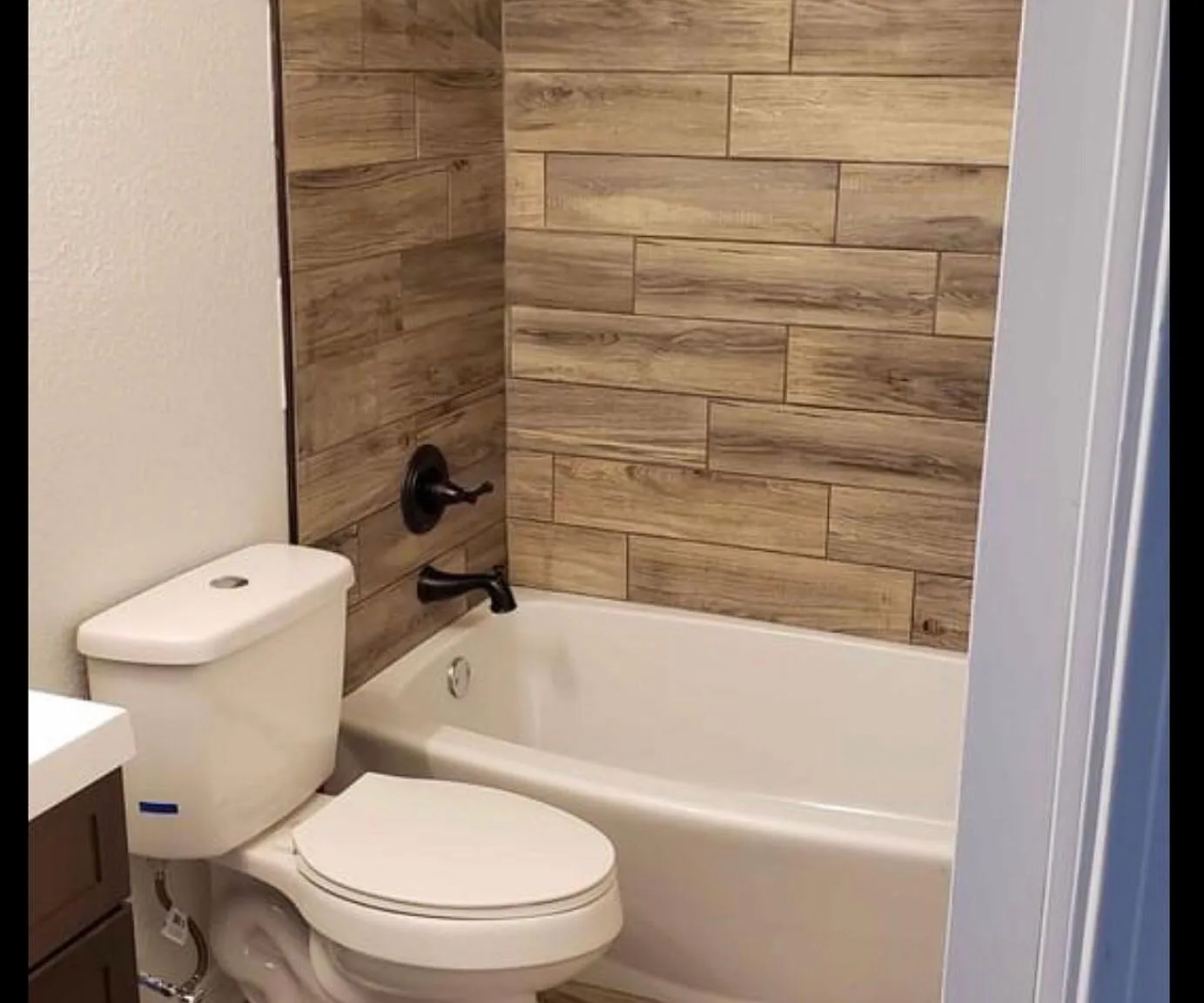 980 Martin Luther King Dr — Photo 3