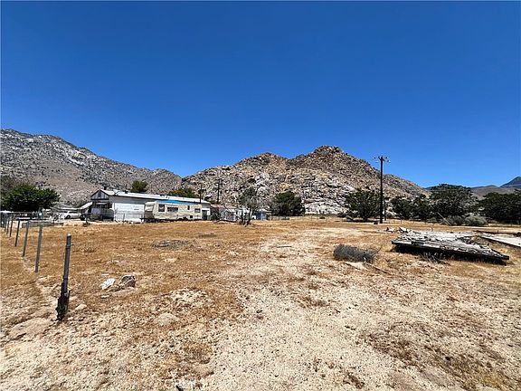 4th image of 8136 Rocky Hill Rd