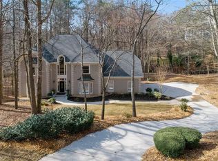 345 Spring Lake Ter, Roswell, GA 30076