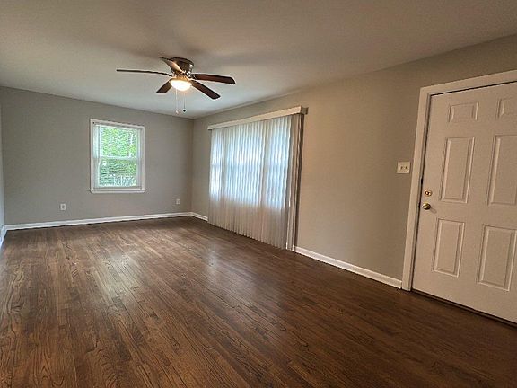 2nd image of 102 W Dawson Dr
