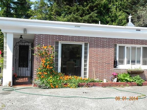 3rd image of 639 Clatsop Ave