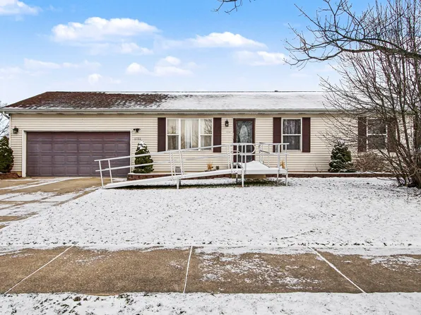 6386 Michael Dr, Portage, IN 46368