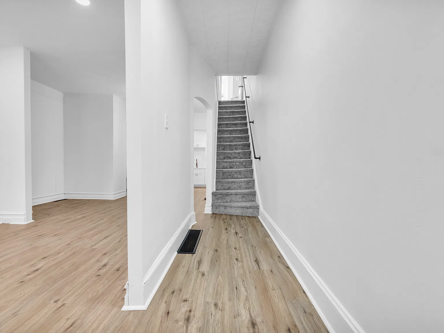 743 Cherokee St — Photo 1