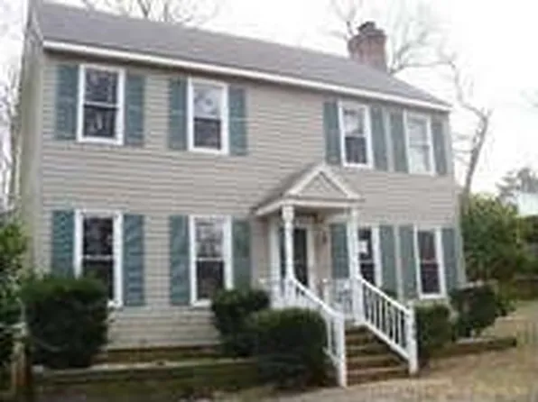 144 Tuckahoe Dr, Newport News, VA 23606