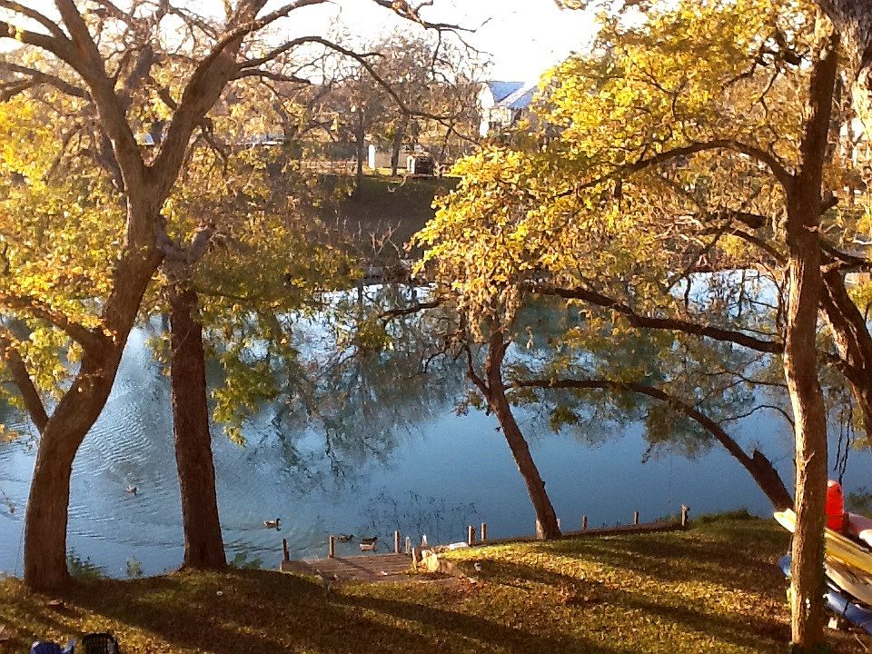 1st image of 706 Gloria Dr