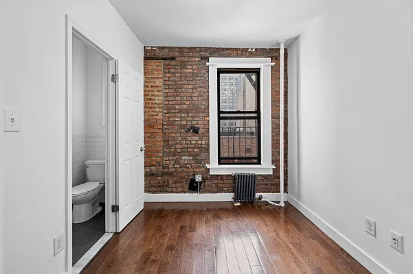 Rented by Living New York | media 12