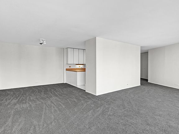 3rd image of 505 N Lake Shore Dr APT 2612
