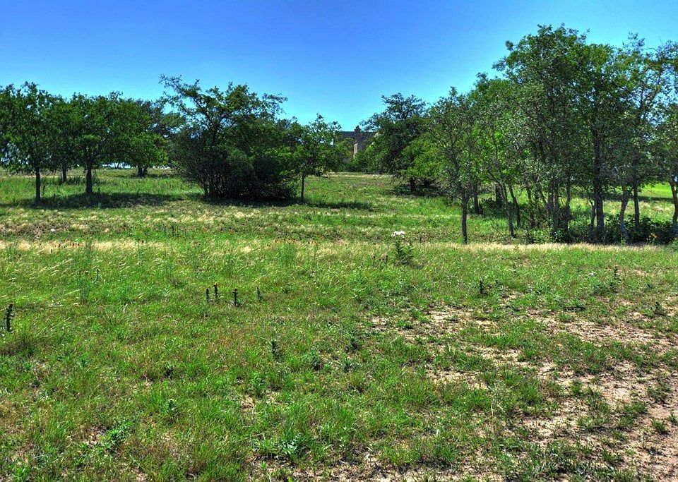 2nd image of 3436 Trace Cir