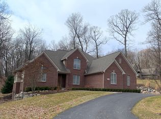 8385 Deerwood Rd, Clarkston, MI 48348