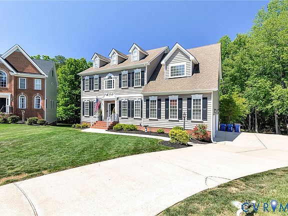4th image of 8512 Hampton Crossing Mews