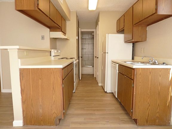 4th image of 2750 Holly Hall St APT 715