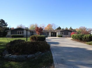 3911 Vida Dr, Fort Wayne, IN 46815