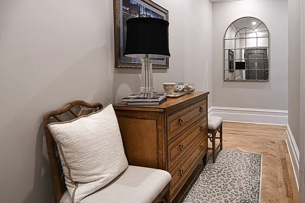 Rented by Douglas Elliman | media 31