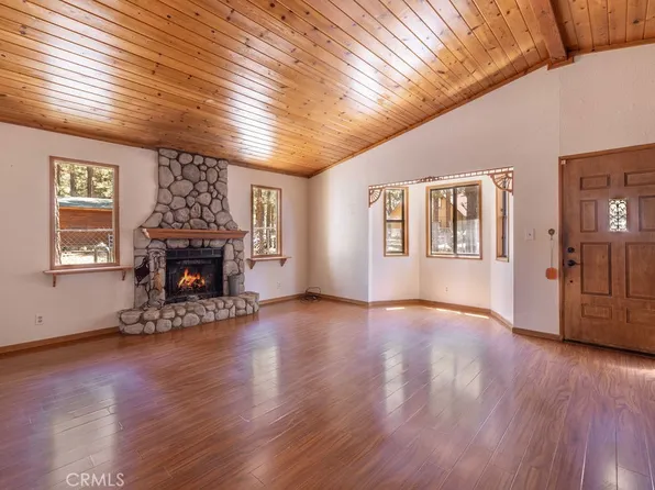 1178 Pine Ridge Ln, Big Bear City, CA 92314
