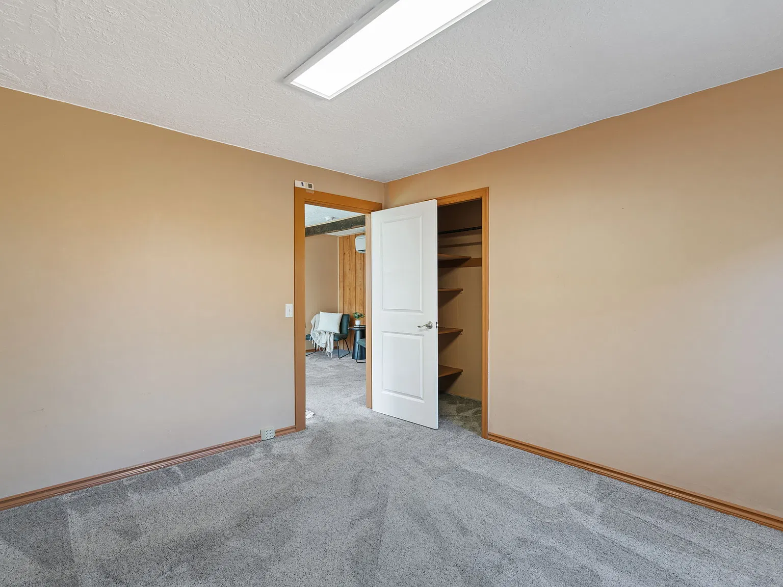 3 bed, 1867 sqft, $2,300 — Photo 4