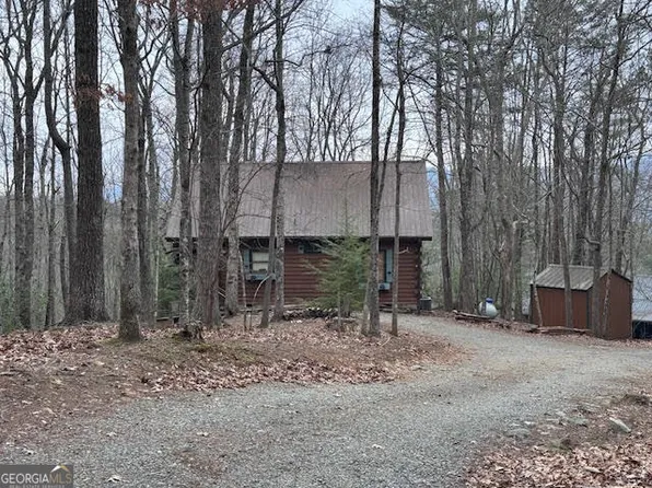 726 Cherry Lake Dr, Blue Ridge, GA 30513