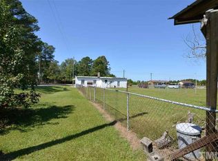 5032 N Salemburg Hwy, Salemburg, NC 28385