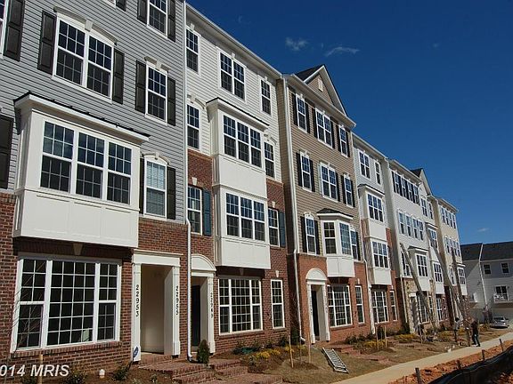 4th image of 22949 Spicebush Dr