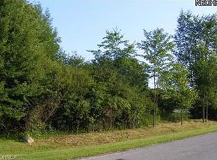 61 Rockaway Dr, Rome, OH 44085