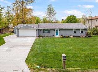 3712 Lake Ave, Aurora, OH 44202