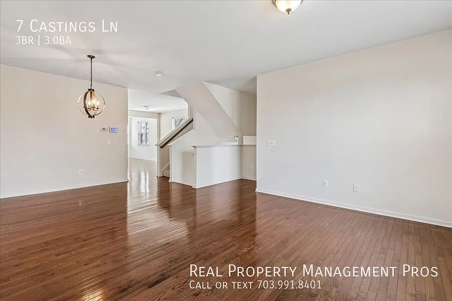 Beautiful End-Unit Townhome in Colonial Forge | 3 Bedrooms | 2 Full & 2 Half Baths — Photo 4