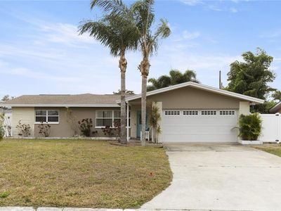 13826 Antigua Dr, Seminole, FL, 33776