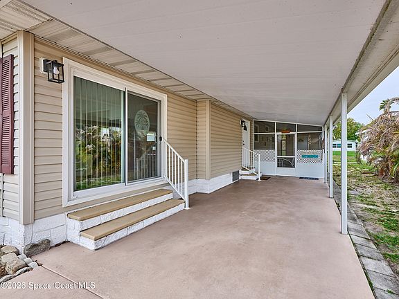 2nd image of 1228 Gardenia Dr