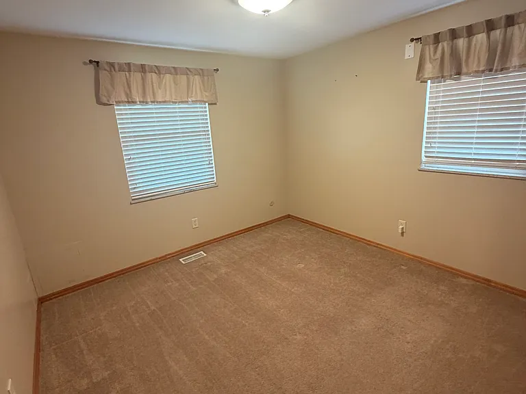 6501 Stonehurst Dr — Photo 19