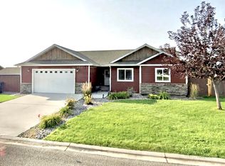 1225 Powder River Ct, Helena, MT 59602