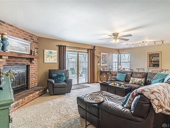 3rd image of 8731 Christygate Ln
