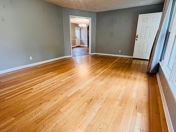 4th image of 2158 E Claiborne St