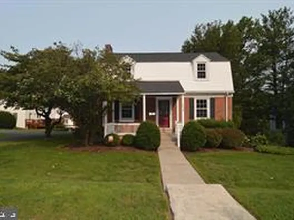 203 Butter Ln, Reading, PA 19606