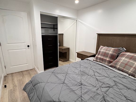4th image of 8323 Kester Ave