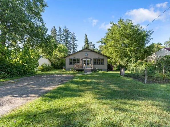 4459 E Sibley St, Pequot Lakes, MN 56472