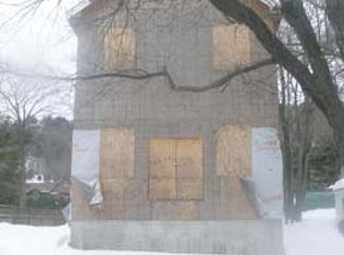 9 Tomlin St, Waltham, MA 02451